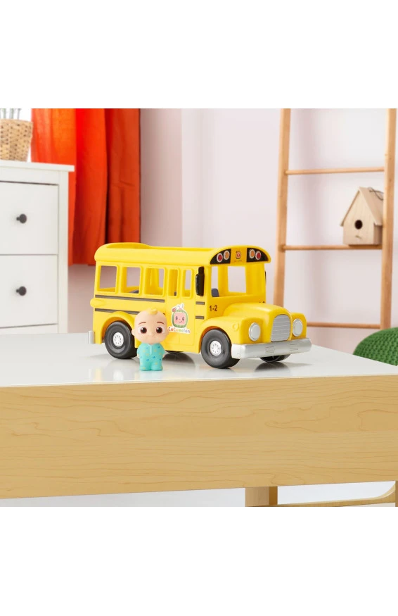 CoComelon Игровой набор Feature Vehicle жёлтый Школьный Автобус со звуком, арт. CMW0015