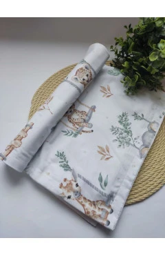 Пеленка непромокаемая 70*80см, белый/зверята, Lotex, арт. 33313