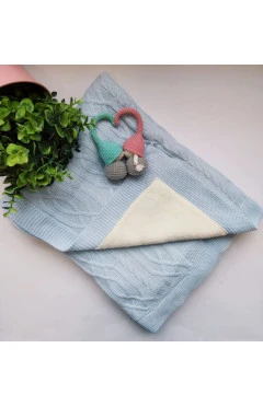 Плед вязаный с махровой подкладкой для мальчика светло-голубой косичка MiniRocco, арт. 3001011